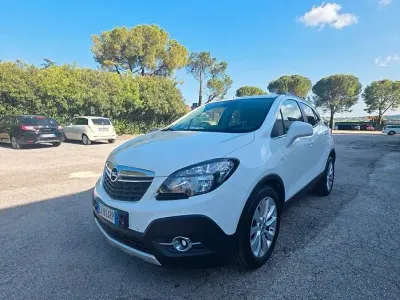 Usata Opel Mokka 131 CV (96 kW) 2015 Bianco SUV