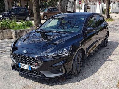 Begagnad Ford Focus ST 280 HK (205 kW) 2020 Svart Sedan