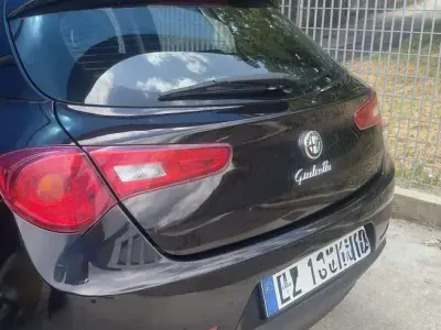 Usata Alfa Romeo Giulietta Exclusive 105 CV (77 kW) 2015 Utilitaria