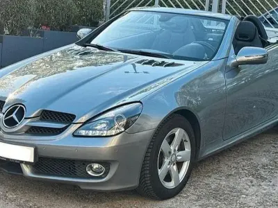 Gebraucht Mercedes SLK200 184 PS (135 kW) 2010 Grau Cabrio