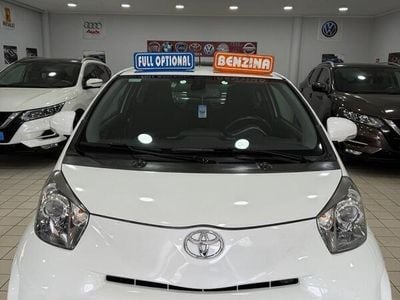Toyota iQ