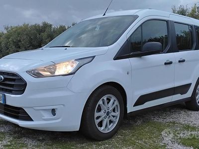 Usata Ford Tourneo Connect Titanium 120 CV (88 kW) 2018 Bianco Monovolume