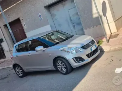 Usata Suzuki Swift 75 CV (55 kW) 2015 Grigio Utilitaria