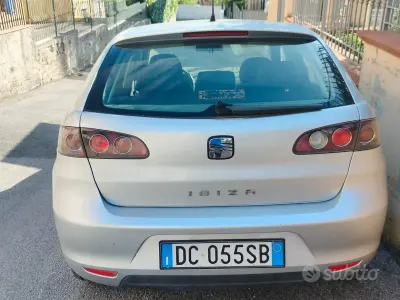 Usata Seat Ibiza 80 CV (58 kW) 2006 Utilitaria