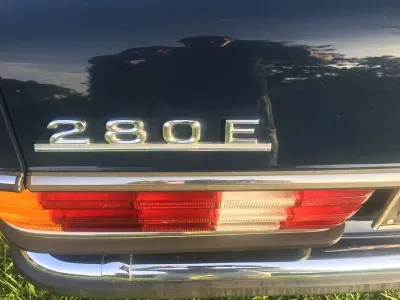 Usata Mercedes 280 177 CV (130 kW) 1976 Blu/azzurro Berlina