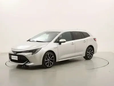 Usata Toyota Corolla Lounge 184 CV (135 kW) 2022 Argento Station wagon