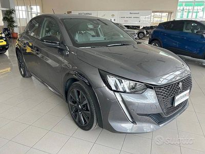 Usata Peugeot 208 GT 101 CV (74 kW) 2024 Grigio Utilitaria