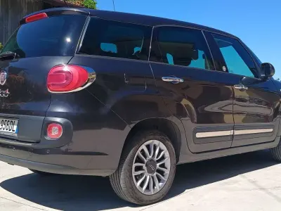 Usata Fiat 500L Living 84 CV (61 kW) 2014 Grigio Monovolume