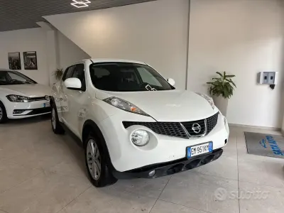 Używany Nissan Juke Tekna 117 KM (86 kW) 2013 Biały SUV