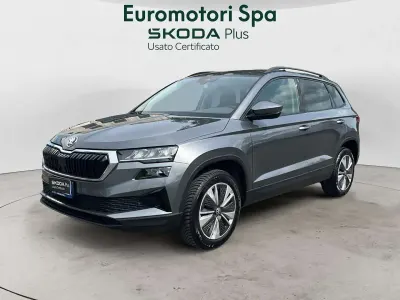 Usata Skoda Karoq Executive 116 CV (85 kW) 2023 Grigio SUV