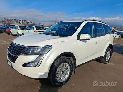Usata Mahindra XUV500 140 CV (102 kW) 2021 Bianco SUV