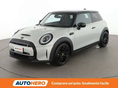 Usata Mini Cooper SE Essential 135 kW (184 CV) 2022 Argento Utilitaria