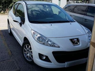 Usata 2011 Peugeot 207 Berlina | 4900 € (Buon prezzo)