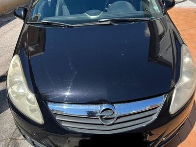 Usata Opel Corsa Cosmo 90 CV (66 kW) 2008 Nero Utilitaria