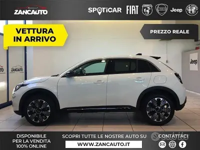Nuova Fiat 600E La Prima 114 kW (156 CV) 2025 Bianco SUV