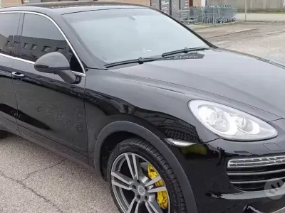 Usata Porsche Cayenne 245 CV (180 kW) 2011 Nero SUV