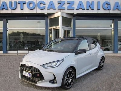 Usata Toyota Yaris Hybrid Sport 131 CV (96 kW) 2023 Vari colori disponibili Berlina