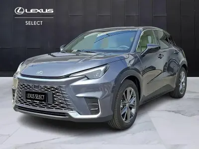 Usata Lexus LBX 136 CV (100 kW) 2024 Grigio SUV