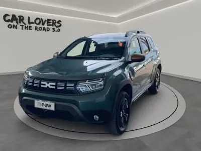 Usata Dacia Duster Extreme 101 CV (74 kW) 2023 Dqk verde oxide SUV