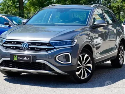 Usata VW T-Roc Style 110 CV (80 kW) 2022 Grigio SUV
