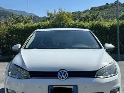 Usata VW Golf VII Trendline 90 CV (66 kW) 2016 Berlina