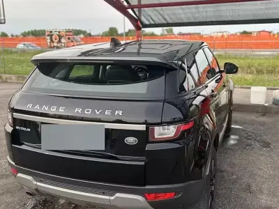 Usado Land Rover Range Rover evoque 150 HP (110 kW) 2018 Preto Carrinha