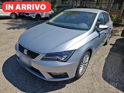 Usata Seat Leon Style 131 CV (96 kW) 2020 Grigio Berlina
