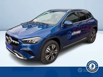 Begagnad Mercedes GLA180 Advanced 116 HK (85 kW) 2025 Blå SUV