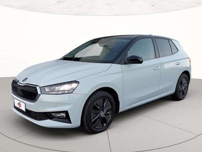 Usata Skoda Fabia Style 95 CV (69 kW) 2025 Bianco luna metallizzato nero tulipano perlato Berlina