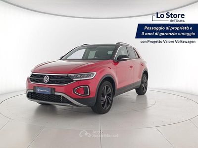 Usata VW T-Roc Sport 150 CV (110 kW) 2025 Kings red metallizzato nero SUV