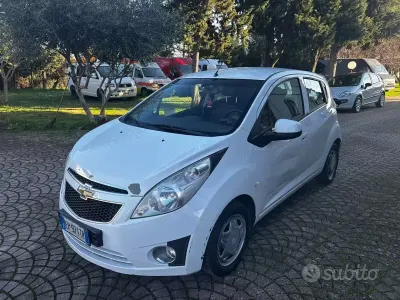 Usata Chevrolet Spark LS 65 CV (47 kW) 2014 Bianco Utilitaria