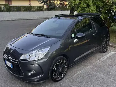 Usata Citroën DS3 Cabriolet So Chic 82 CV (60 kW) 2013 Cabrio
