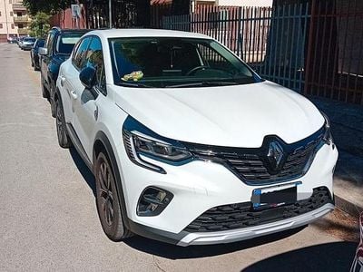 Usata Renault Captur 101 CV (74 kW) 2024 Bianco SUV