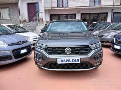 Usata VW T-Roc Advance 115 CV (84 kW) 2020 Grigio SUV