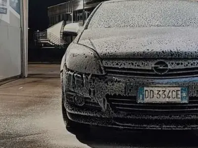Usata Opel Astra GTC Sport 150 CV (110 kW) 2006 Berlina