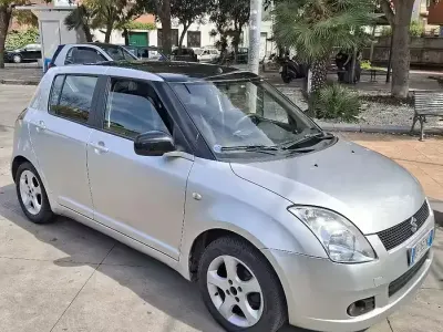 Usata Suzuki Swift 69 CV (50 kW) 2007 Grigio Utilitaria