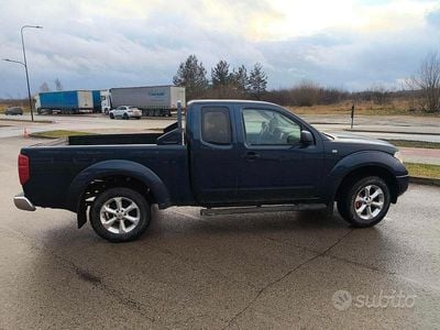 Usata Nissan Navara XE 171 CV (125 kW) 2006 Grigio Pick-up