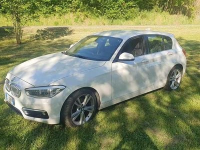 Begagnad BMW 118 150 HK (110 kW) 2015 Vit Halvkombi