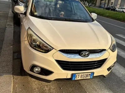 Usata Hyundai ix35 115 CV (84 kW) 2014 Grigio SUV