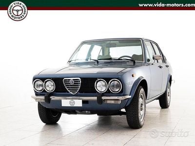 Begagnad Alfa Romeo Alfetta 118 HK (86 kW) 1970 Blå Sedan