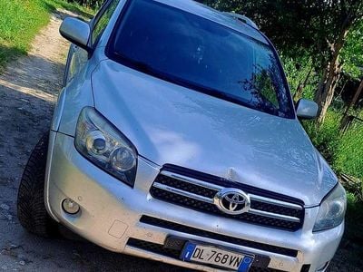 Usata Toyota RAV4 Plus 177 CV (130 kW) 2007 Argento SUV