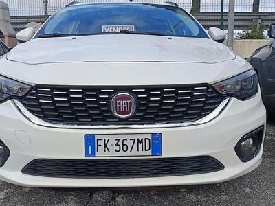 Usata Fiat Tipo Lounge 120 CV (88 kW) 2017 Station wagon