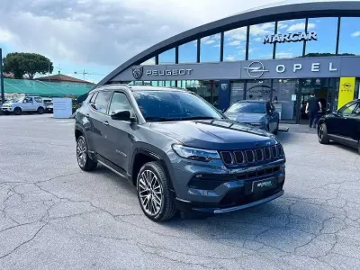 Usata Jeep Compass Summit 131 CV (96 kW) 2025 Grigio SUV