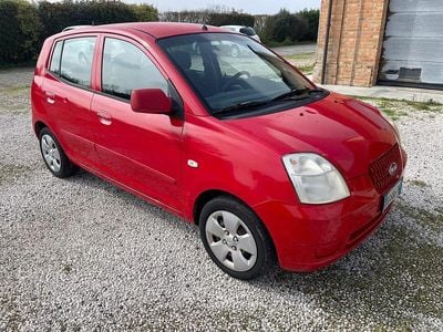 Usata Kia Picanto 65 CV (47 kW) 2007 Rosso Utilitaria