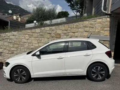 Usata VW Polo Comfortline 90 CV (66 kW) 2021 Bianco Utilitaria