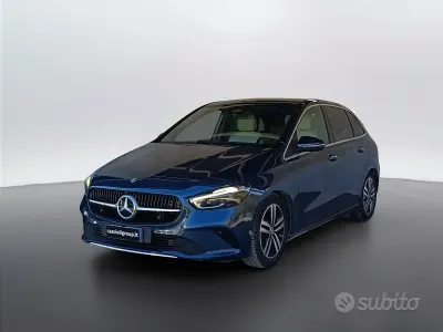 Käytetty Mercedes B180 Advanced Plus 116 HP (85 kW) 2023 Sininen Tila-auto