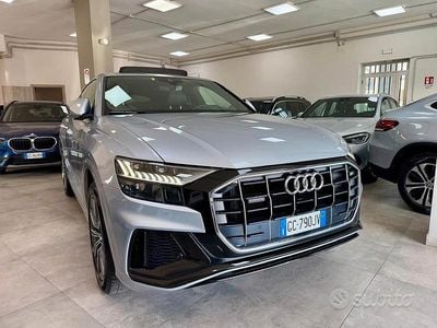 Usata Audi Q8 S-Line 286 CV (210 kW) 2020 Argento SUV