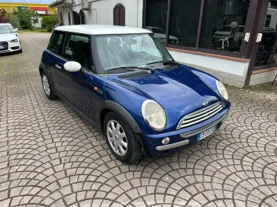 Usata Mini One D 75 CV (55 kW) 2004 Bluazzurro Utilitaria