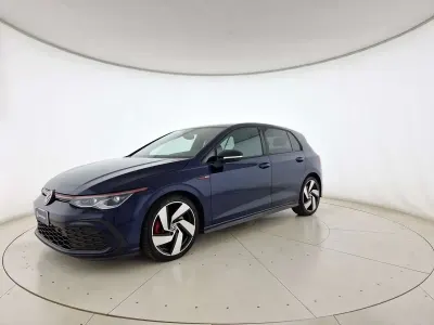 Usata VW Golf VIII GTI 245 CV (180 kW) 2021 Blu Berlina