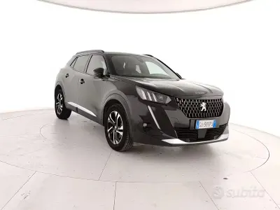 Usata Peugeot 2008 GT-line 131 CV (96 kW) 2020 Nero SUV